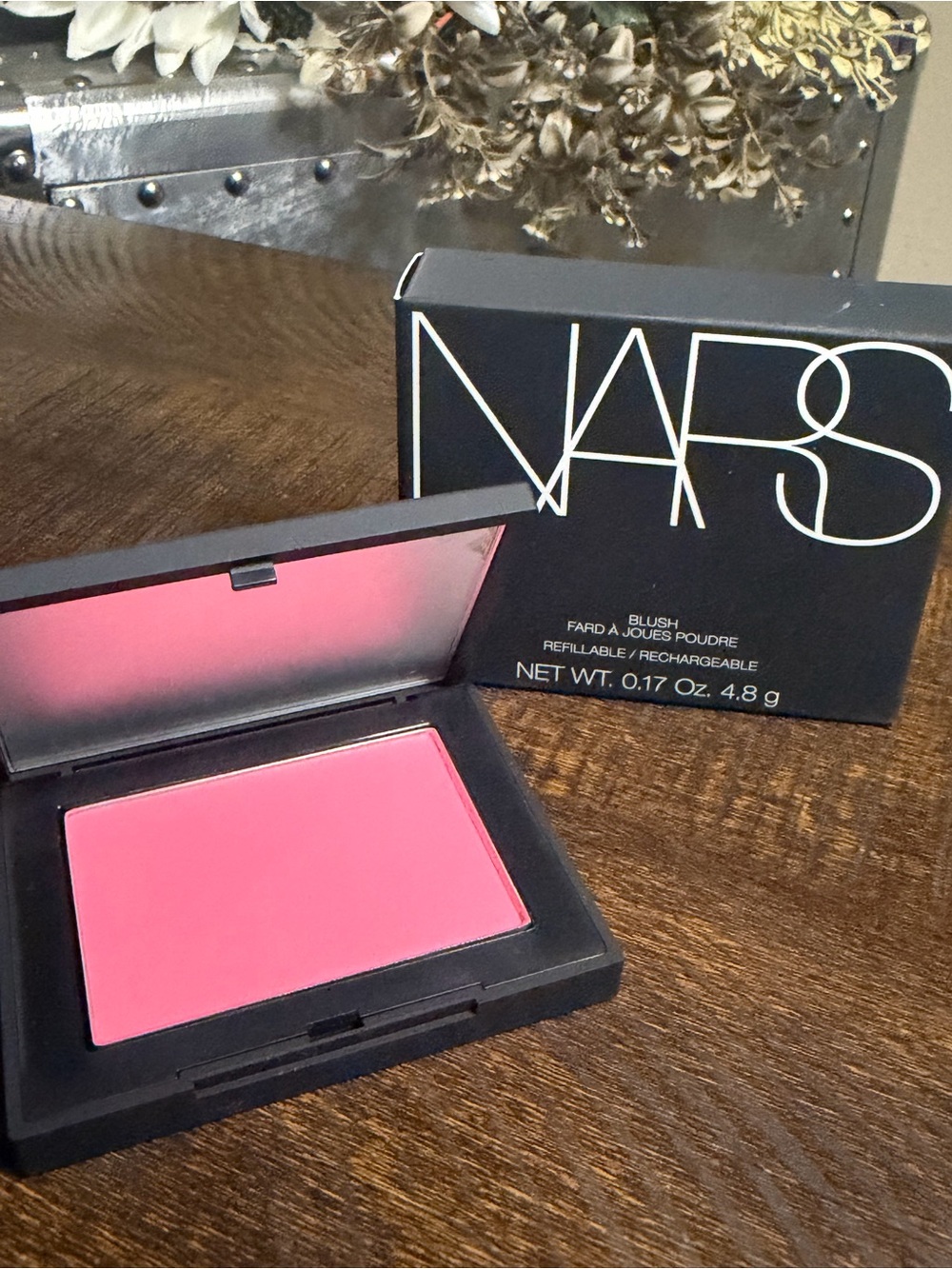 NARS Pink Powder Blush - in Dominant
